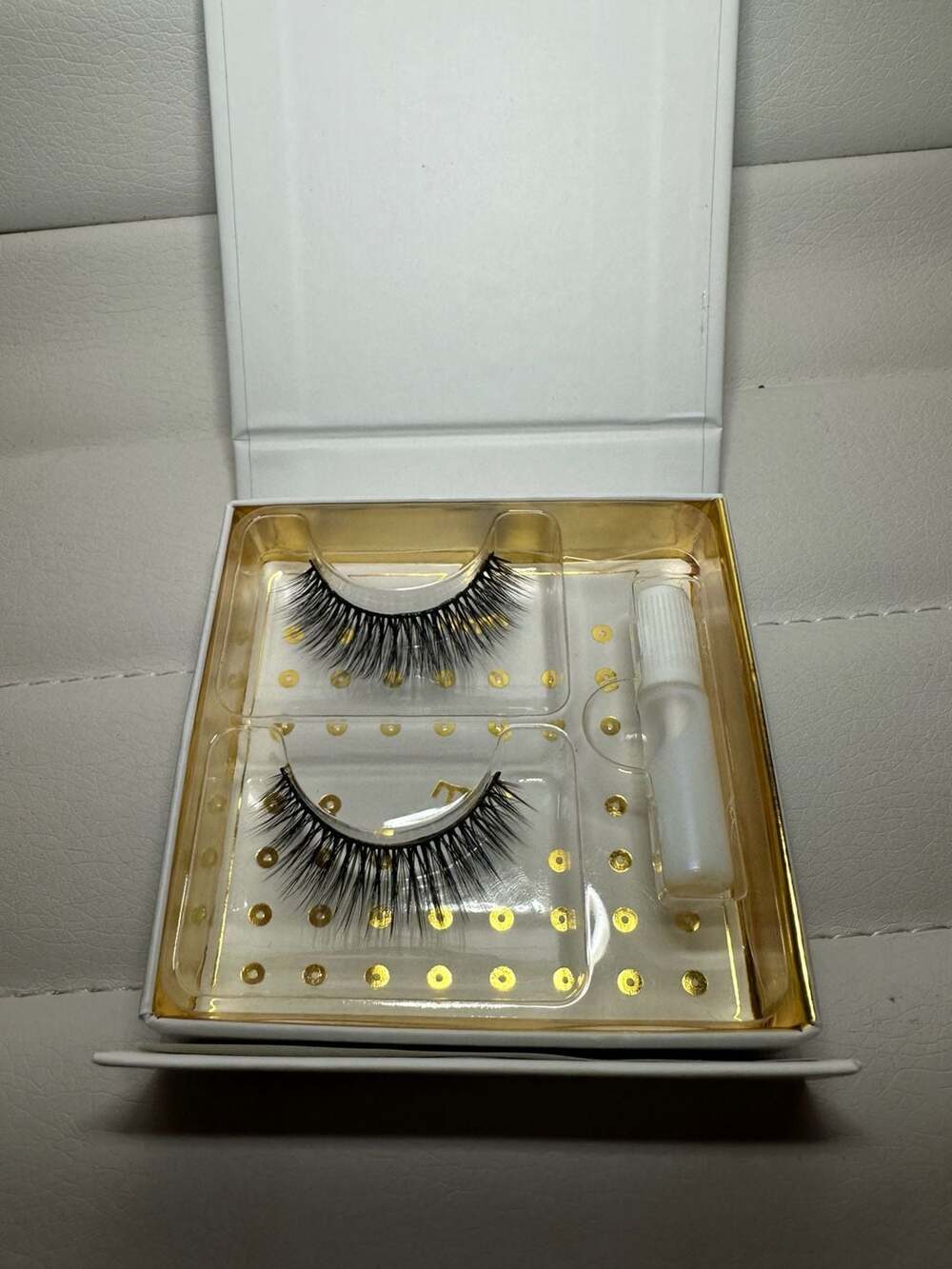 Battington Beauty Monroe 3D Silk Lashes with Glue